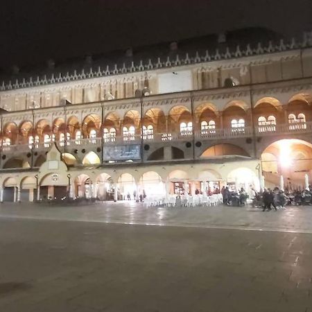 Romantic Studio In The Historical Heart Of Padova Exterior foto